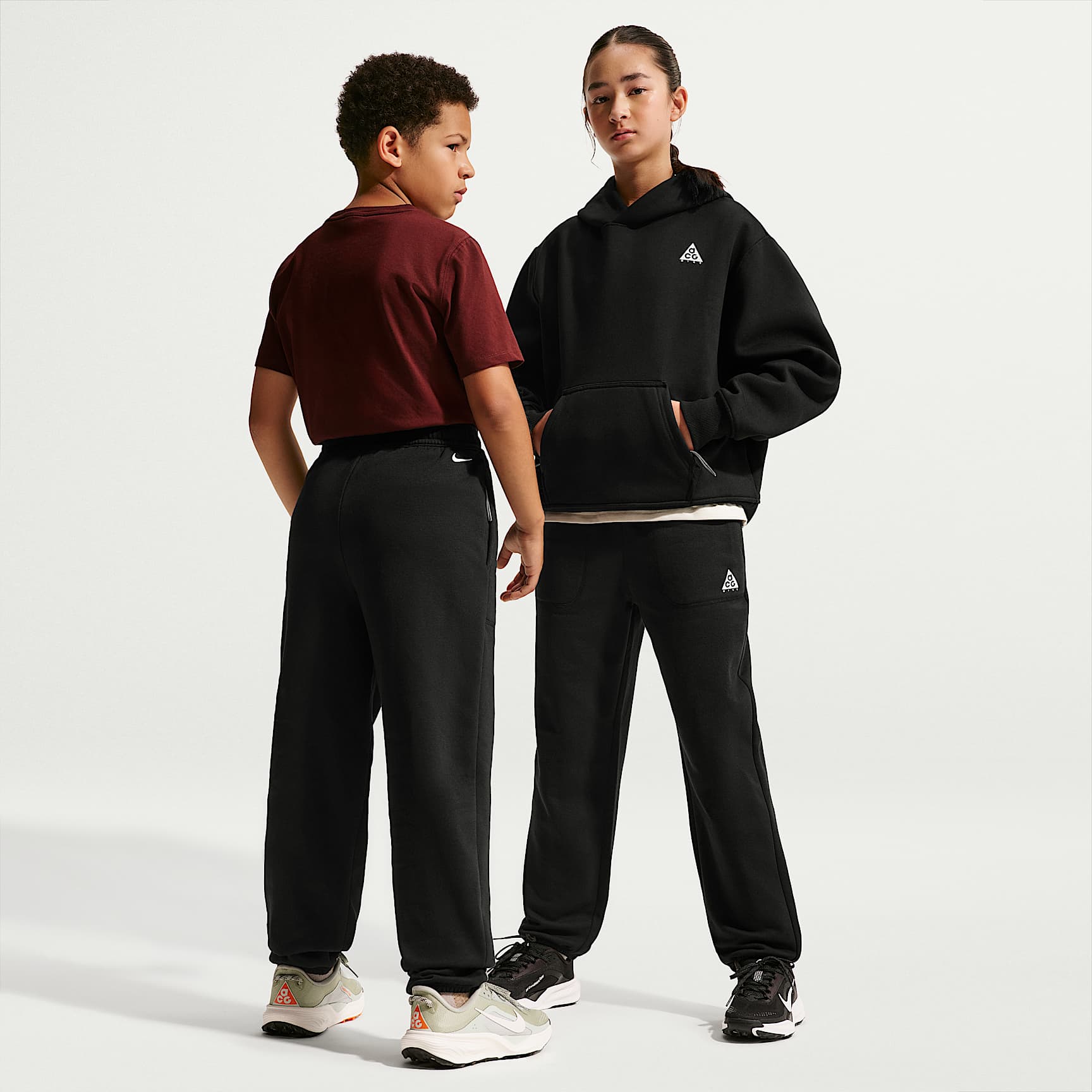 ACG Older Kids' Fleece Trousers. Nike LU